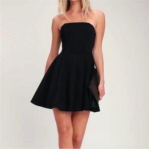 Lulus NWT Black About a Twirl Strapless Lined Mini Dress Size Large Formal